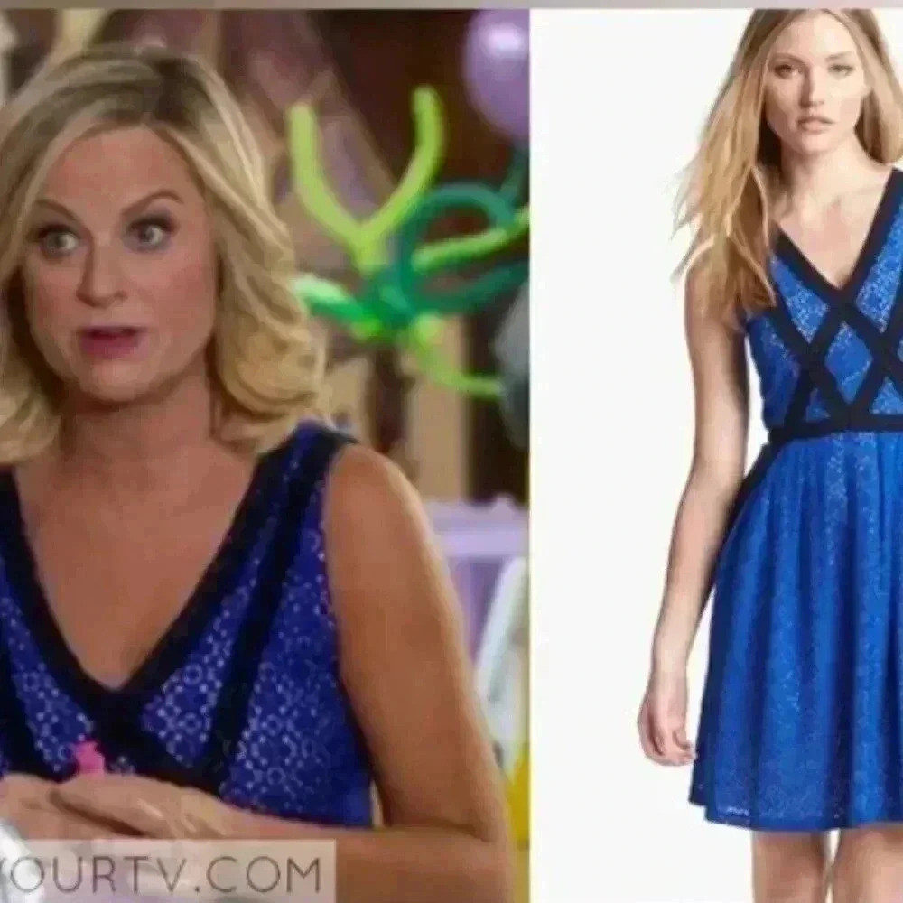 MARC BY MARC JACOBS DRESS SIZE 0 CROCHET FIT FLARE V NECK SLEEVELESS LINED BLUE